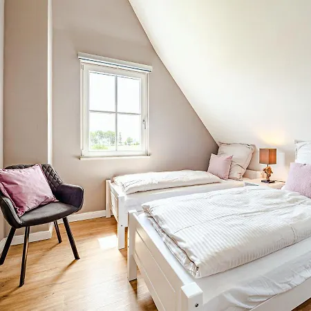 Holiday home Haus Rugenblick Nr. 53 - D 043.019